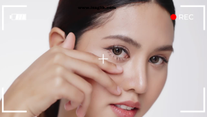 Hollywood yanağı veya bilinen diğer adıyla bişektomi, estetik cerrahi alanında popüler hale gelen bir prosedürdür. Bu yöntem, genellikle yüz hatlarını şekillendirmek ve yüzde daha belirgin elmacık kemikleri ve çene hattı oluşturmak amacıyla tercih edilir.