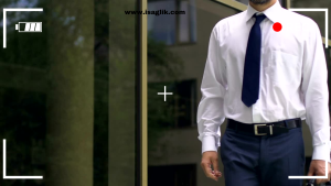 Genital frenulum, erkeklerde penisin alt kısmında yer alan ve penis başı (glans) ile penis gövdesi arasında bulunan ince deri katmanını ifade eder.