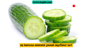 Salatalık, yaklaşık %95'i sudan oluşan düşük kalorili bir sebzedir. Bu özelliği, tokluk hissi sağlarken düşük kalori alımına yardımcı olabilir. Ayrıca, su içeriği yüksek olduğu için vücudu hidrate eder ve metabolizmanın düzenli çalışmasına yardımcı olur.